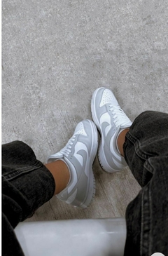 Nike Dunk Cinza - comprar online