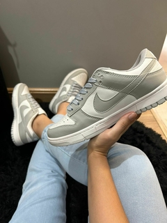 Nike Dunk Cinza - loja online