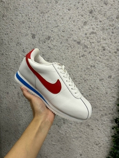 Nike Cortez na internet