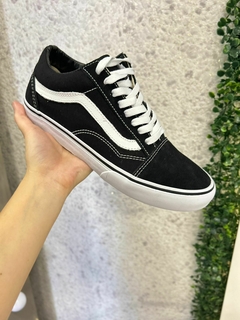 Vans Old Skool na internet