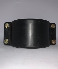 ABRAÇADEIRA P/ CANO PLASTICO 75MM C/ PARAFUSO - comprar online