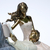 Escultura Casal De namorados Livro De Resina Decorativo 18cm