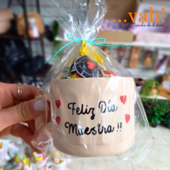 Taza con golos Día del maestro económica