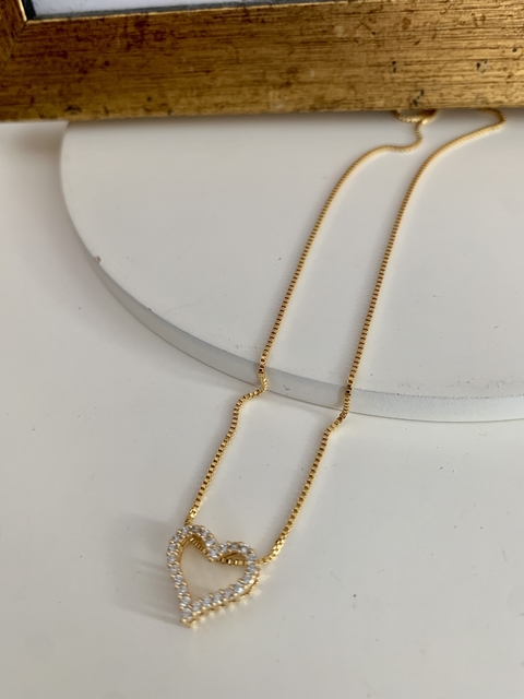Colar coração Rube cravejado de zirconias - CORJ244D