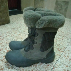 Bota Coturno Columbia Sierra Summette IV Inverno 38-39 Semi-novo