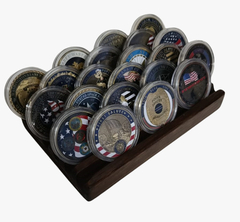 EXPO-18 Suporte Expositor em Madeira Coleções de Challenge Coins, Moedas e Medalhas na internet