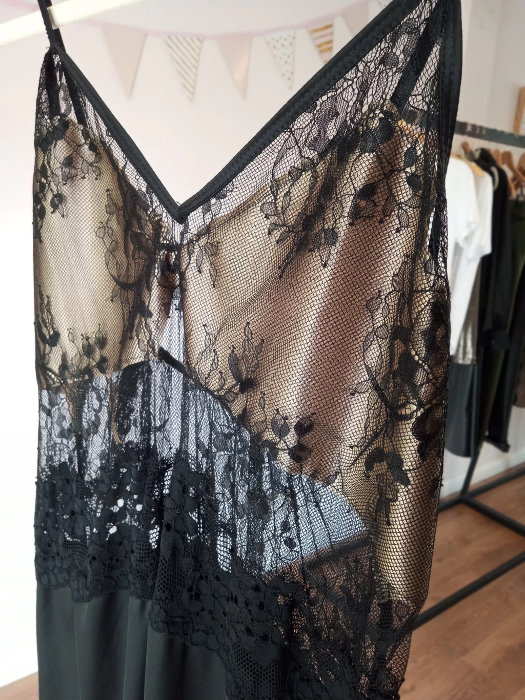Vestido lencero total black