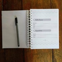Planner da Noiva Personalizado Flores coloridas na internet