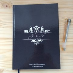 Livro de Mensagens personalizado com as Iniciais dos Noivos