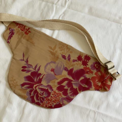 pochete vintage de tecido