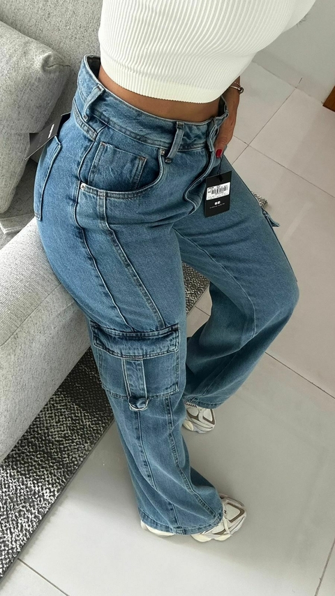 CALÇA WIDE LEG CARGO CLARA - comprar online