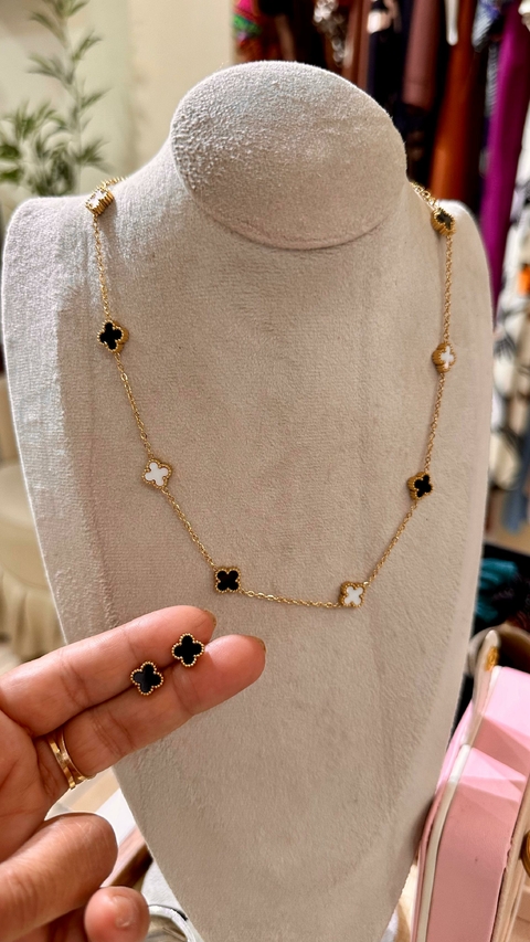 Conjunto Brinco e Colar Dourado Aço Inoxidável Trevo Van Cleef Virgínia Preto e Branco - 6713