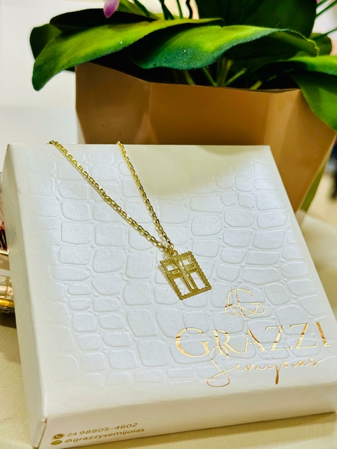 Colar SemiJoia Dourado Crucifixo - 6981