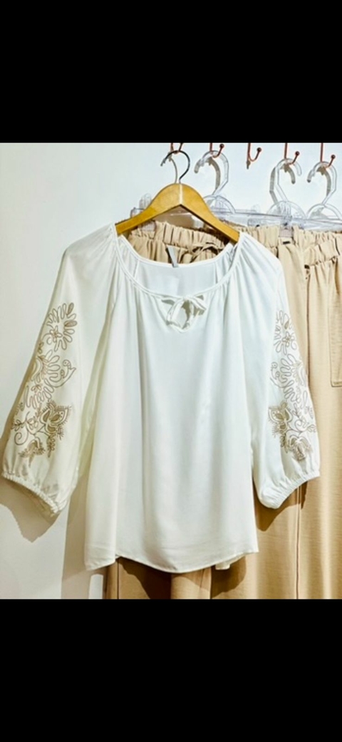 Blusa Manga Bordada - Branca 6865