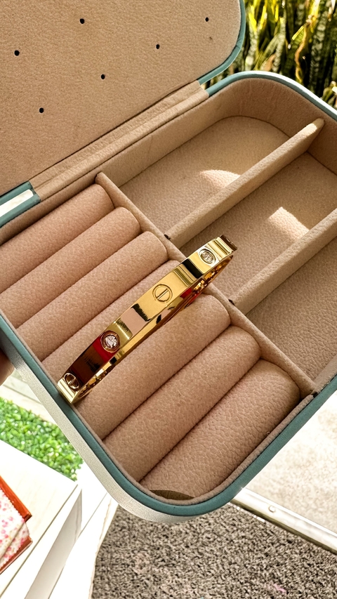 Bracelete Dourado Aço Inoxidável Ponto de Luz Cartier - 2300