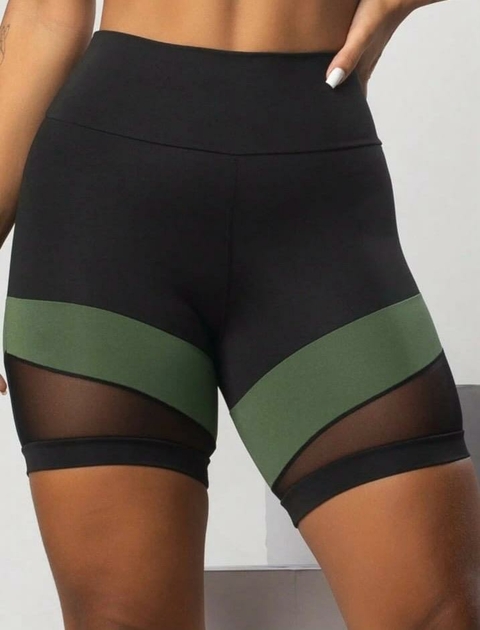 Short Academia Tule Preto - Verde Militar