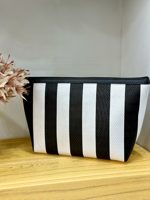 Necesserie Pasta Listrada - Preta e Branca 5750