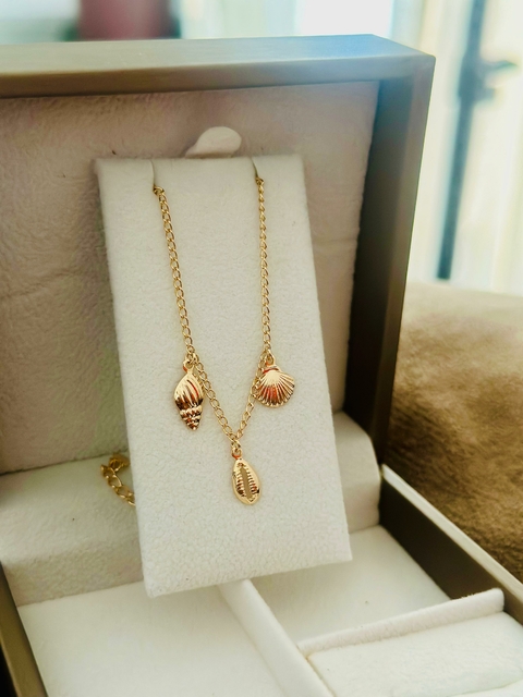 Tornozeleira SemiJoia Dourado Conchas - 4338