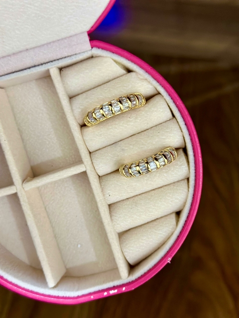 Anel Dourado Cravejado - 6696