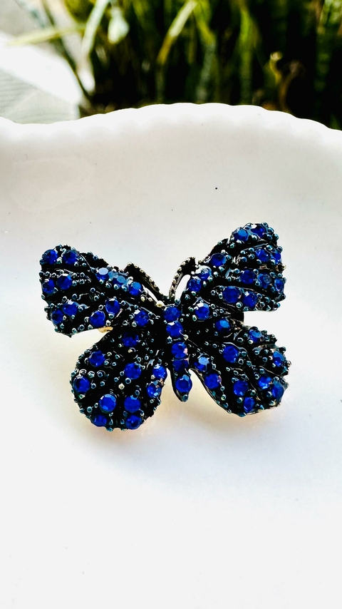 Brochê Borboleta Cravejada Zircônia Azul