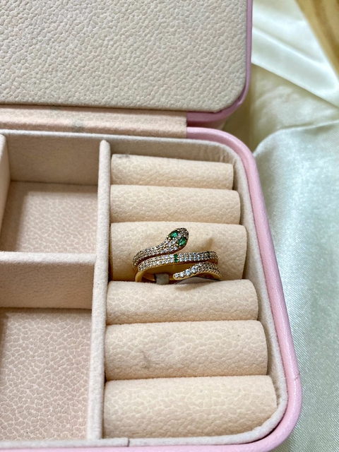 Anel SemiJoia Dourado Cobra Cravejado Zircônia Cristal