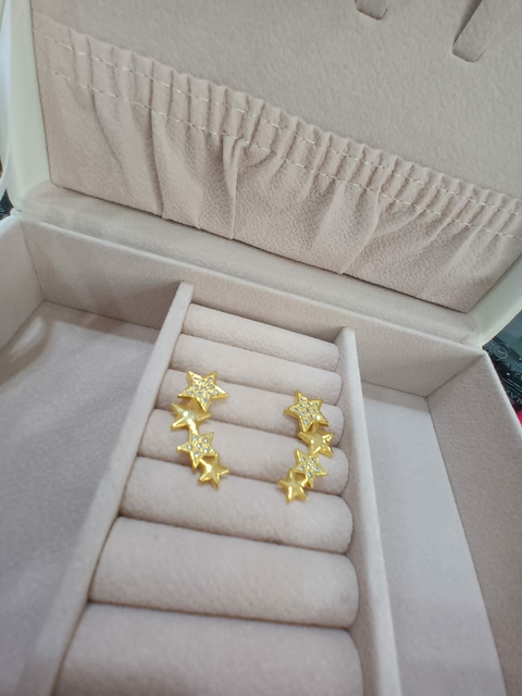 Brinco Dourado Estrela Ear Curff Cravejada