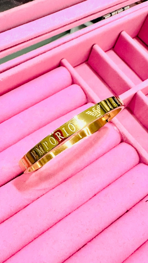Bracelete Aço Inoxidável Dourado Inspiração Armani