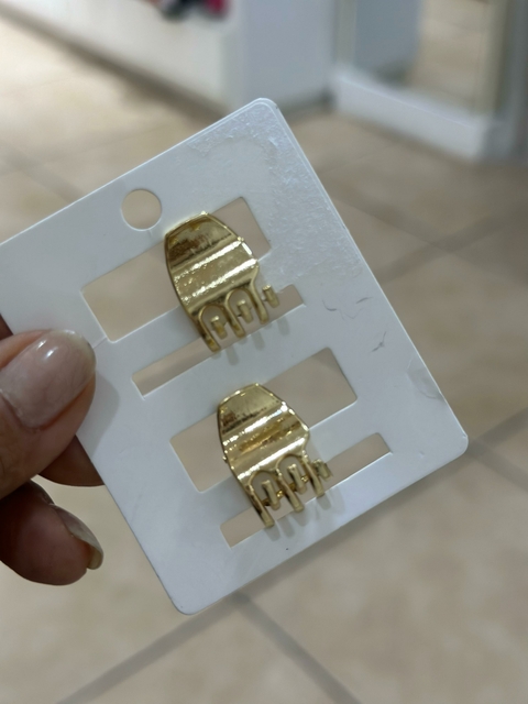 Duas Pregadeiras Dourada 5964