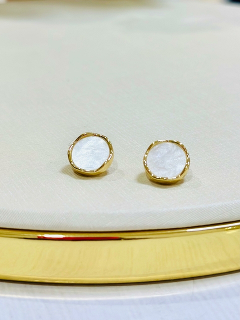 Brinco Dourado Madréperola - 6991