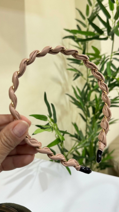 Arco Tiara Torcido Marrom - 6396