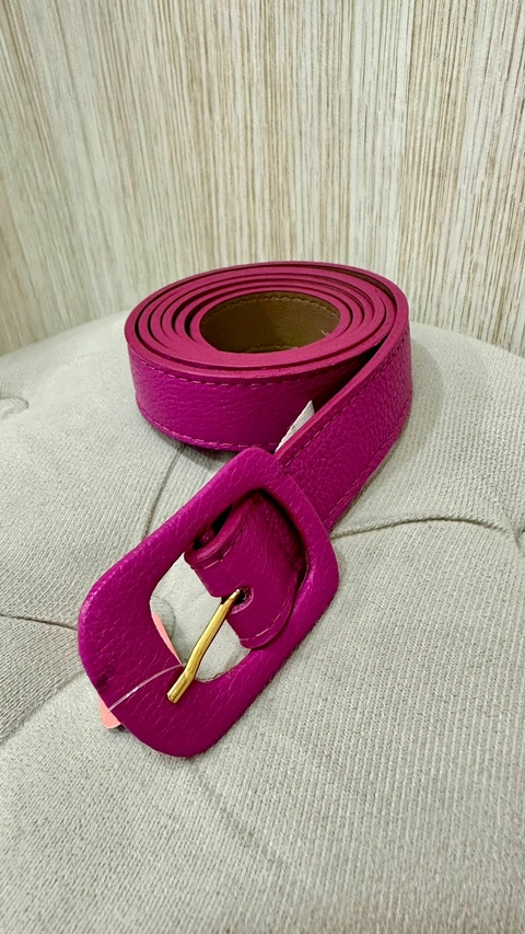 Cinto 100% Couro Fivela Retangulo Fúcsia