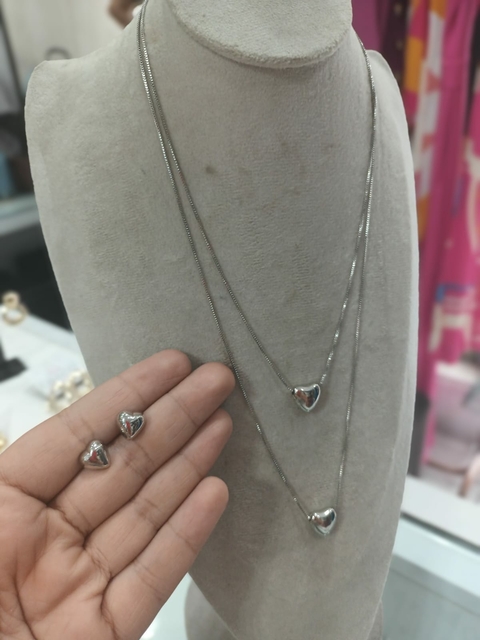 Conjunto Brinco com Colar Folheado Duplo Prata Coração