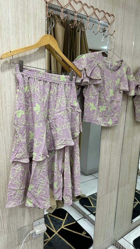 Conjunto Saia Camadas e Cropped Estampado - Roxo e Verde 4618