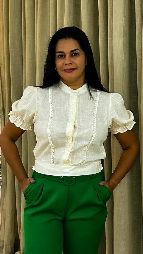 Blusa Cropped Linho Algodão Bordado Lese - OffWhite