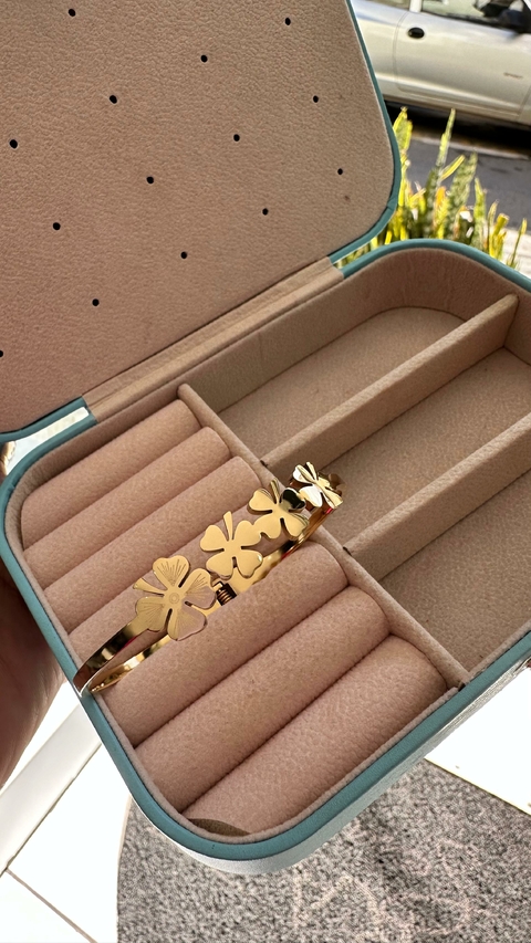 Bracelete Dourado Aço Inoxidável Flores