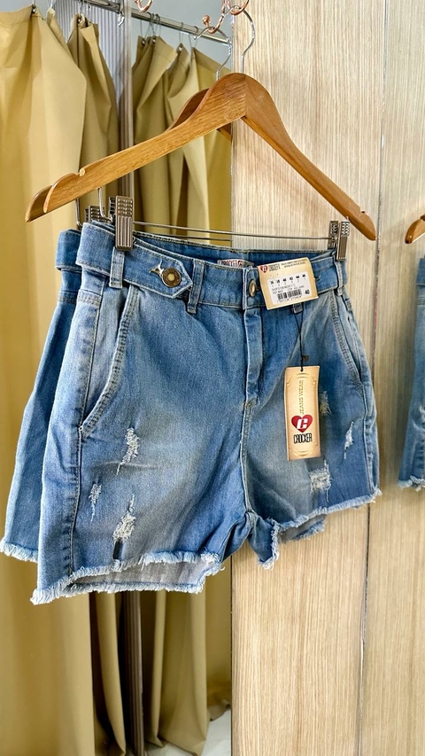 Short Jeans Botões Cós