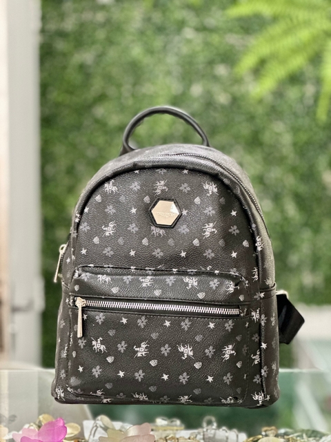 Mochila Média Couro Ecológico David Jones Preta