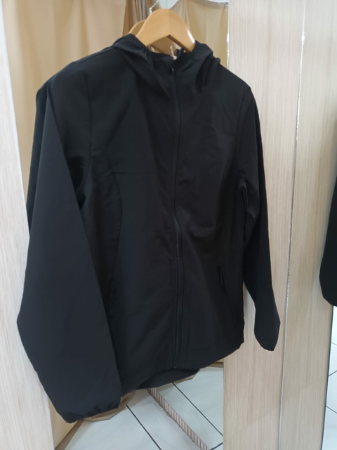 Casaco Corta Vento Crocker Capuz - Preto