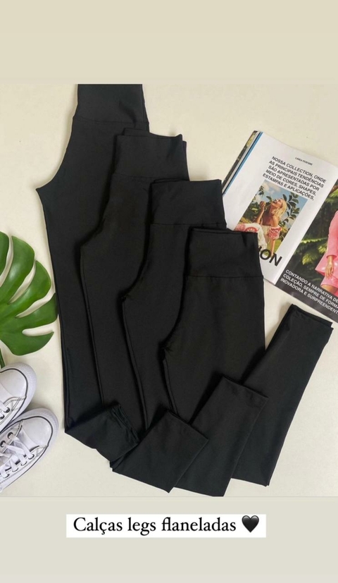 Calça Legging Flanelada Lisa Plus Size - Preta