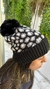 Touca PomPom - Preta Estampada