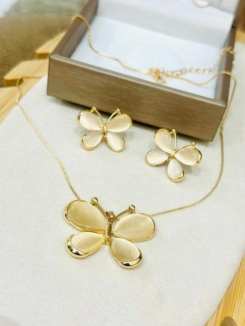 Conjunto Brinco e Colar Dourado Borboleta Madrepérola - 5626