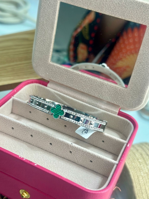 Bracelete Prata Aço Inoxidável Inspiração Van Cleef Virgínia Trevo Verde - 6662