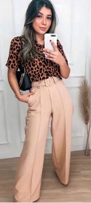 Calça Alfaiataria Flare Cinto - Nude