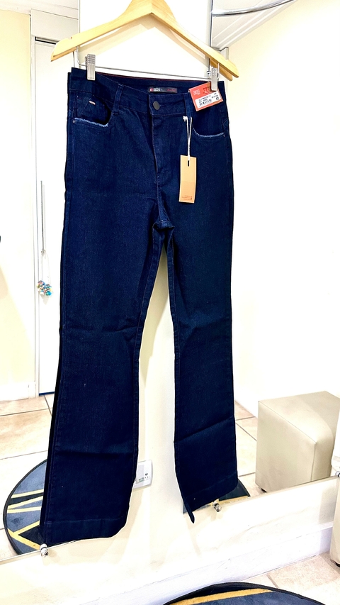Calça Jeans Flare Crocker - Azul