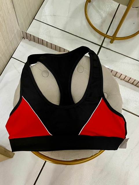 Top Cropped Academia - Preto e Vermelho