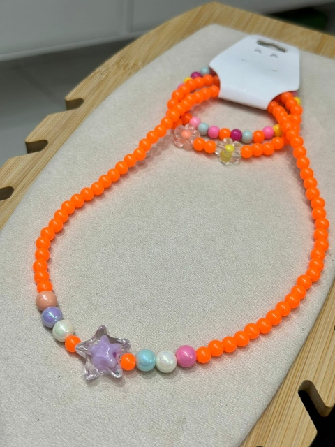 Conjunto Colar e Pulseiras Miçangas Estrela - Laranja Neon 3892