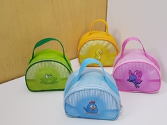 Nécessaire meia lua no tema Galinha pintadinha - comprar online