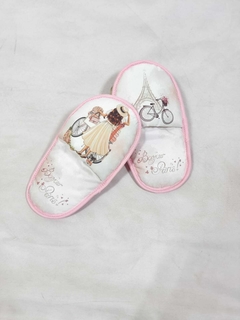 Pantufa personalizada para Lembrancinhas tema Paris - comprar online