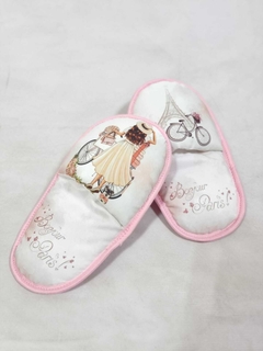 Pantufa personalizada para Lembrancinhas tema Paris - Festa das Lembrancinhas