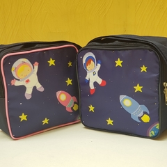 Lancheira no tema Astronauta para lembrancinha na internet